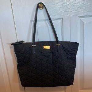 Kate spade tote purse (two side pockets)